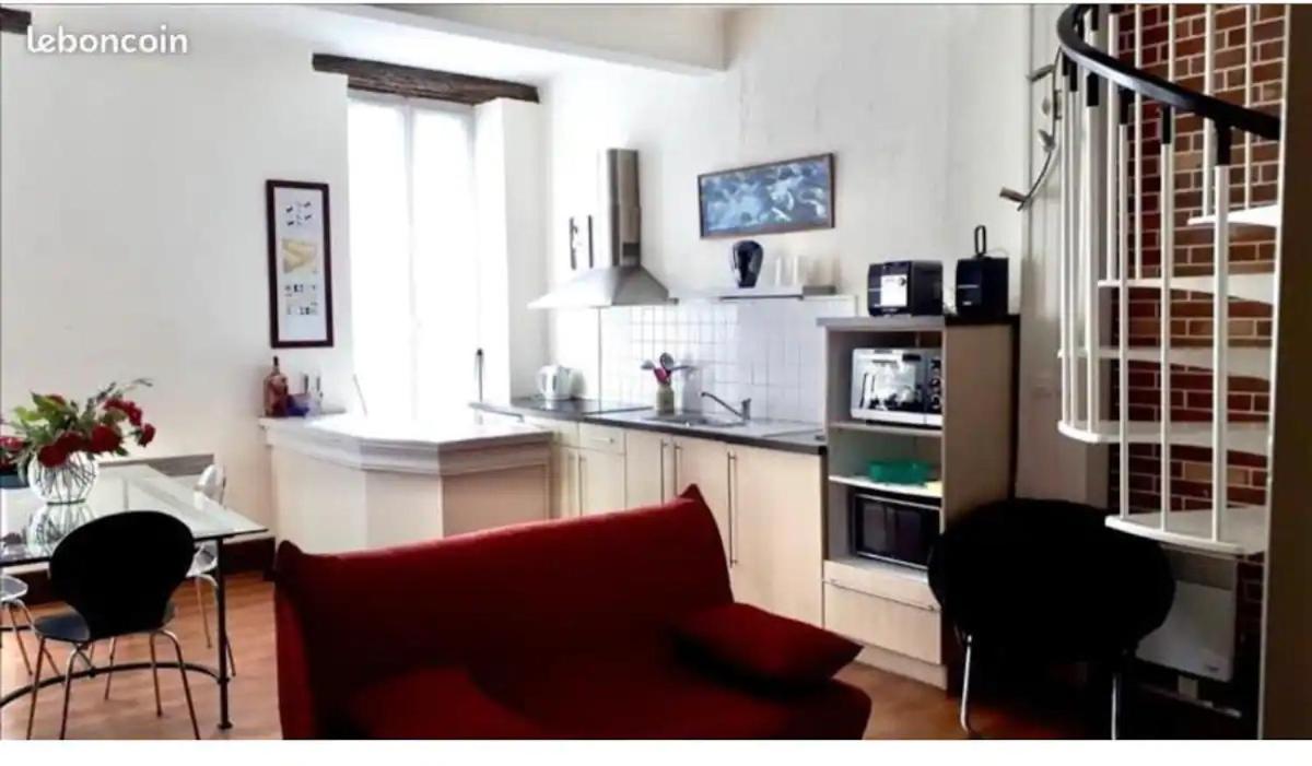 Duplex N°3 Au Coeur De Bagneres De Bigorre Apartment Bagian luar foto